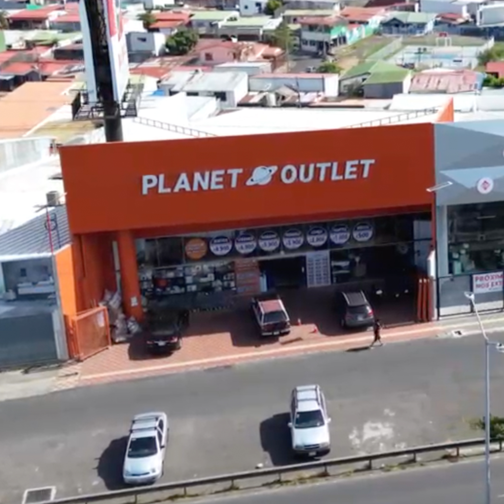 Planet Outlet Sede